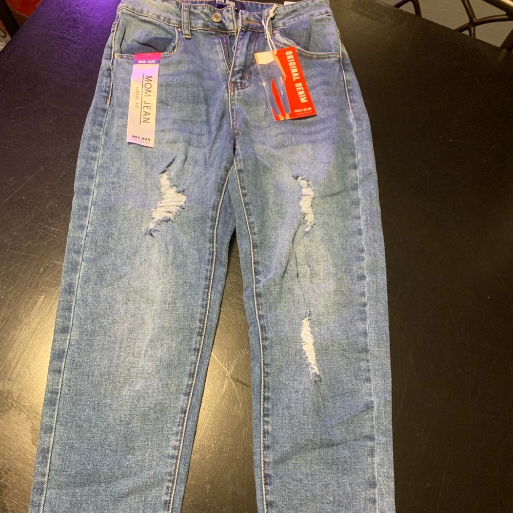 Woman’s mom jeans BRAND NEW